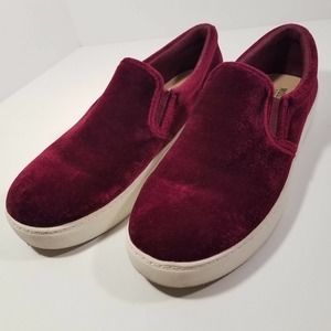 MOSSIMO women's slip on flat burgundy red velvet casual sneaker shoe size 6